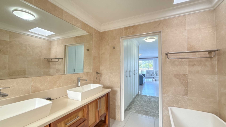 4 Bedroom Property for Sale in Meer En See KwaZulu-Natal