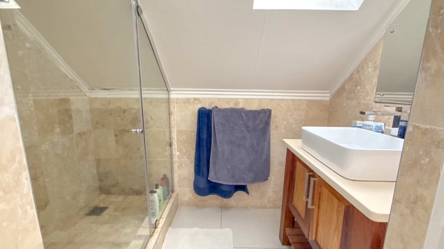 4 Bedroom Property for Sale in Meer En See KwaZulu-Natal