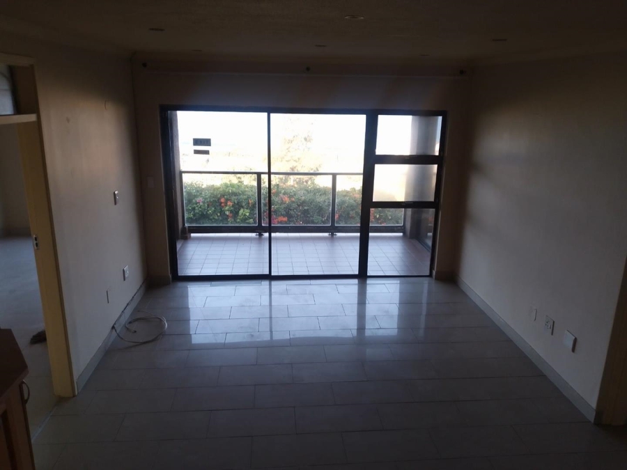 5 Bedroom Property for Sale in La Mercy KwaZulu-Natal