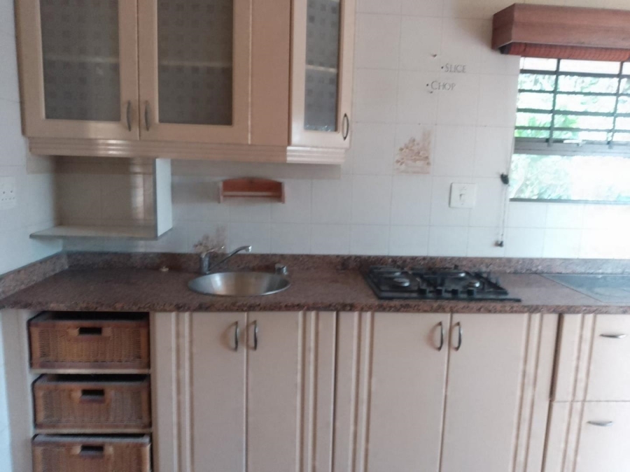 5 Bedroom Property for Sale in La Mercy KwaZulu-Natal