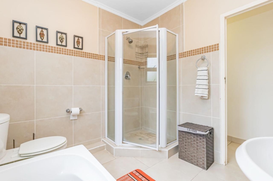 To Let 3 Bedroom Property for Rent in Westbrook KwaZulu-Natal