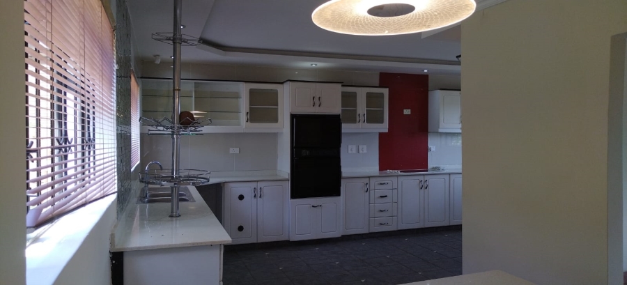 To Let 4 Bedroom Property for Rent in La Mercy KwaZulu-Natal