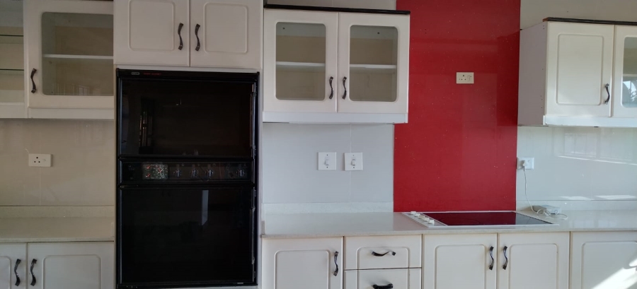 To Let 4 Bedroom Property for Rent in La Mercy KwaZulu-Natal