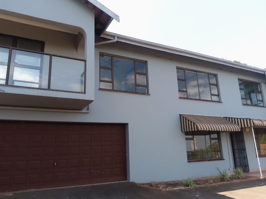 To Let 4 Bedroom Property for Rent in La Mercy KwaZulu-Natal