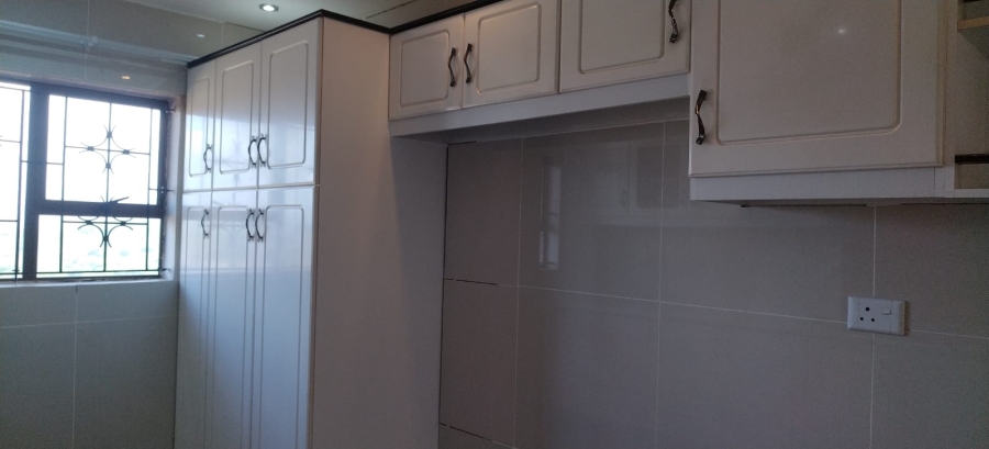 To Let 4 Bedroom Property for Rent in La Mercy KwaZulu-Natal