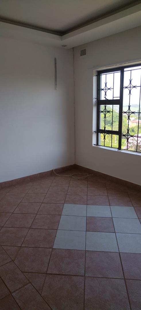 To Let 4 Bedroom Property for Rent in La Mercy KwaZulu-Natal