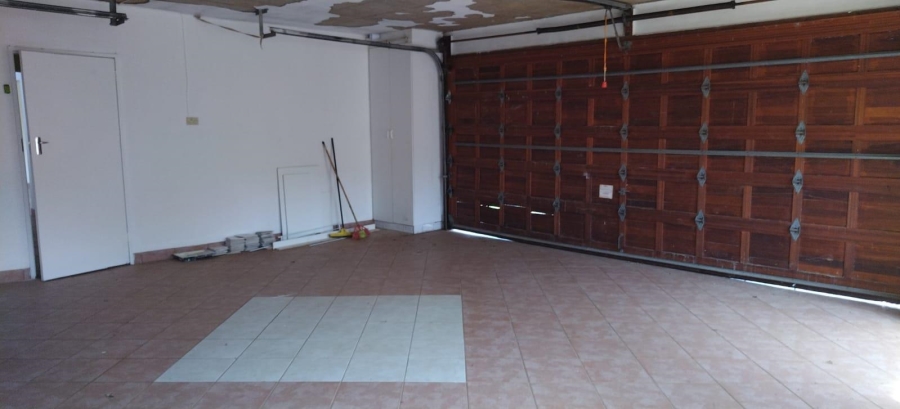 To Let 4 Bedroom Property for Rent in La Mercy KwaZulu-Natal