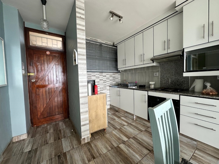 2 Bedroom Property for Sale in Compensation Beach KwaZulu-Natal