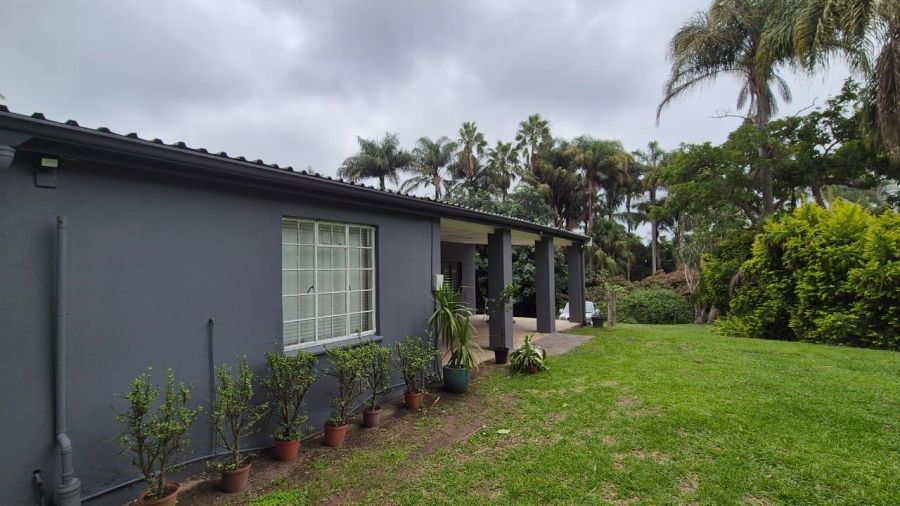 4 Bedroom Property for Sale in Shakaskraal KwaZulu-Natal