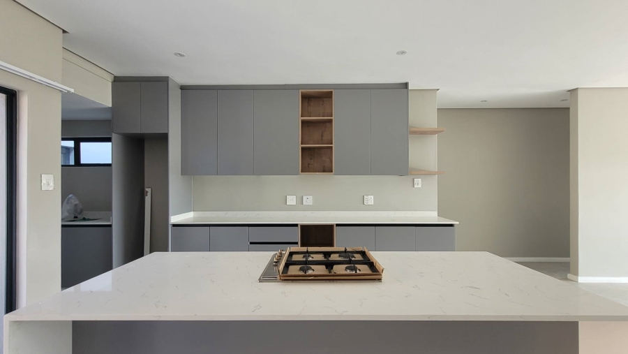 To Let 3 Bedroom Property for Rent in Palm Lakes Estate KwaZulu-Natal