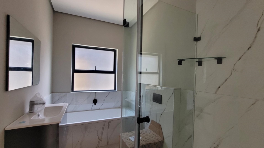 To Let 3 Bedroom Property for Rent in Palm Lakes Estate KwaZulu-Natal