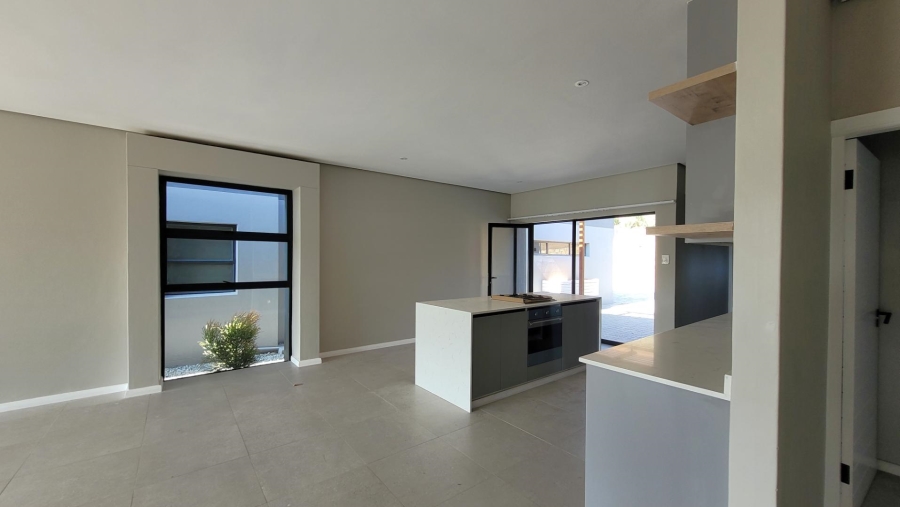 To Let 3 Bedroom Property for Rent in Palm Lakes Estate KwaZulu-Natal