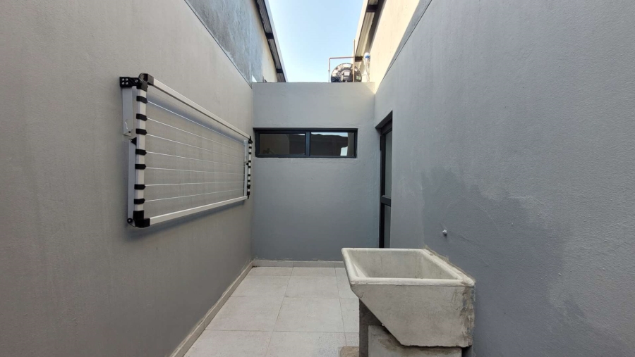 To Let 3 Bedroom Property for Rent in Palm Lakes Estate KwaZulu-Natal