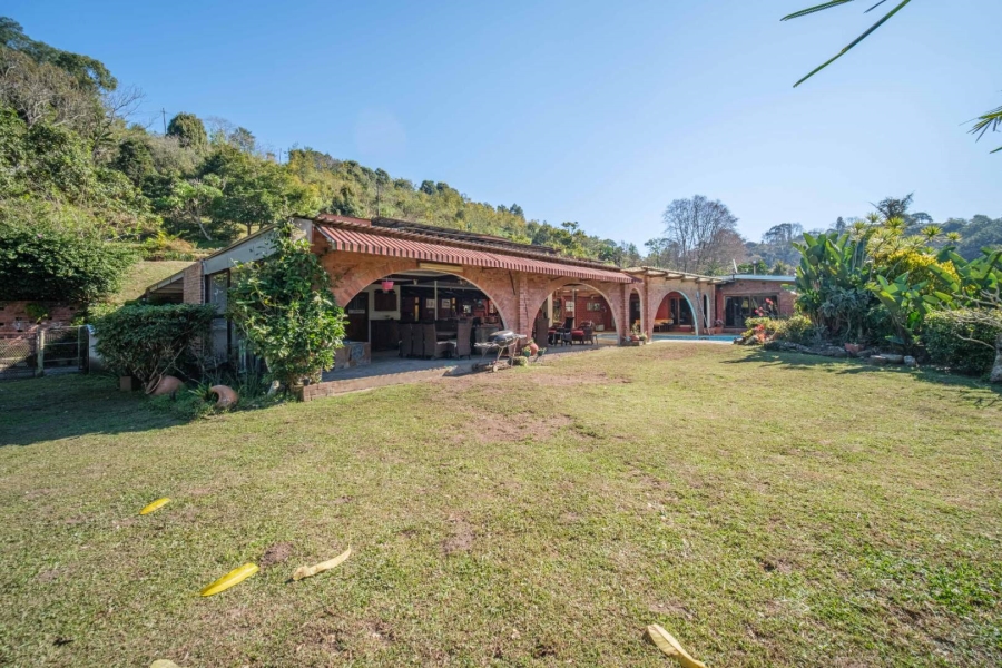 9 Bedroom Property for Sale in Waterfall KwaZulu-Natal