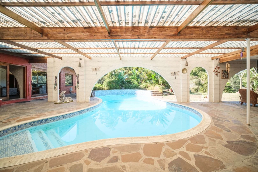 9 Bedroom Property for Sale in Waterfall KwaZulu-Natal