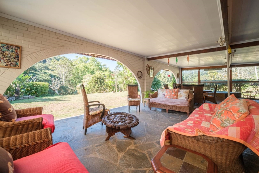 9 Bedroom Property for Sale in Waterfall KwaZulu-Natal