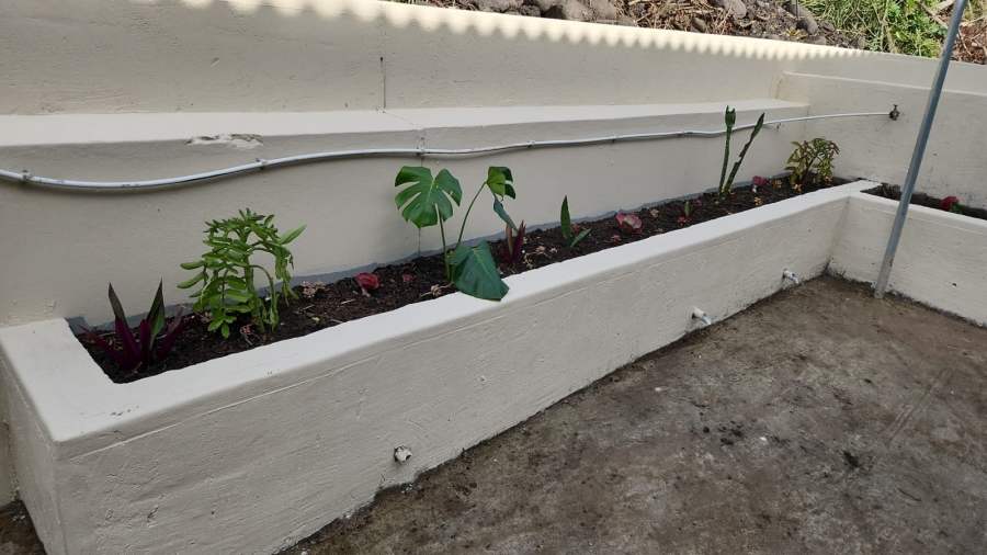 To Let 2 Bedroom Property for Rent in Mount Moreland KwaZulu-Natal