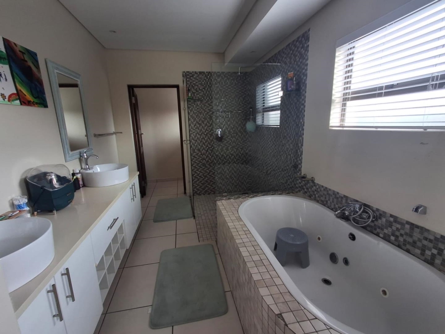 4 Bedroom Property for Sale in Mzingazi Golf Estate KwaZulu-Natal