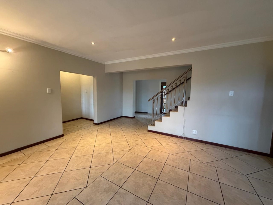 To Let 3 Bedroom Property for Rent in Seaward Estate KwaZulu-Natal