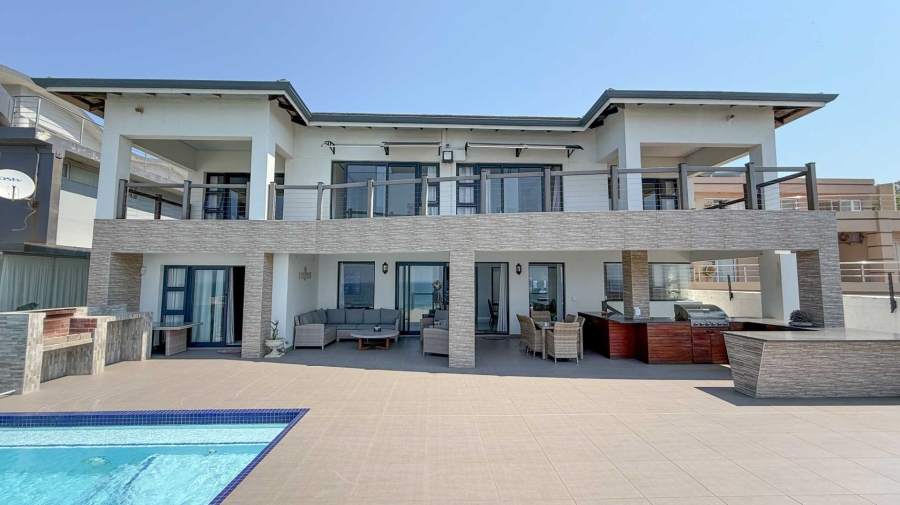 6 Bedroom Property for Sale in Tinley Manor KwaZulu-Natal