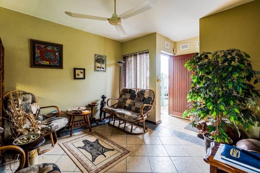 3 Bedroom Property for Sale in Amanzimtoti KwaZulu-Natal