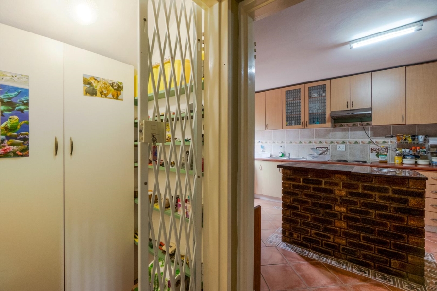 3 Bedroom Property for Sale in Amanzimtoti KwaZulu-Natal