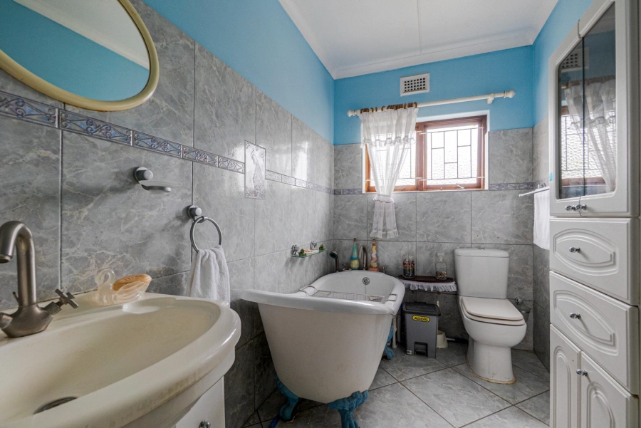 3 Bedroom Property for Sale in Amanzimtoti KwaZulu-Natal