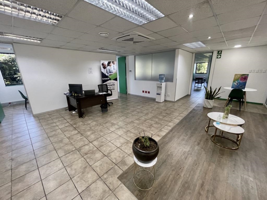 To Let Commercial Property for Rent in Umhlanga Ridge KwaZulu-Natal