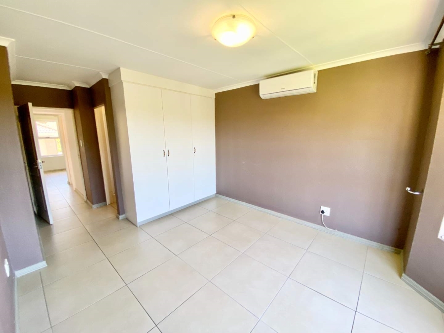 To Let 2 Bedroom Property for Rent in Durban North KwaZulu-Natal