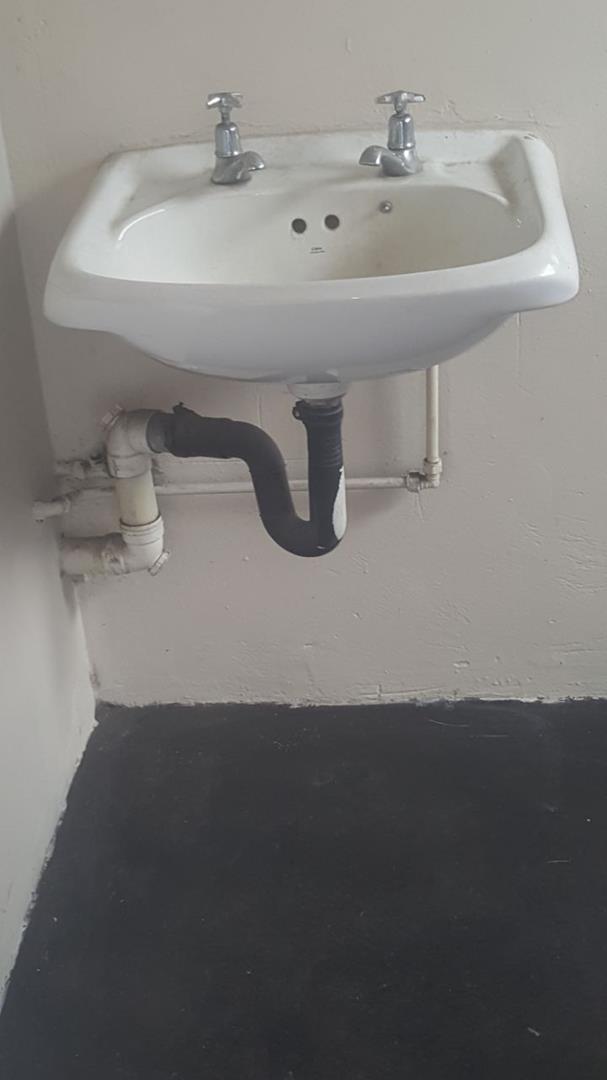 To Let Commercial Property for Rent in Alton KwaZulu-Natal