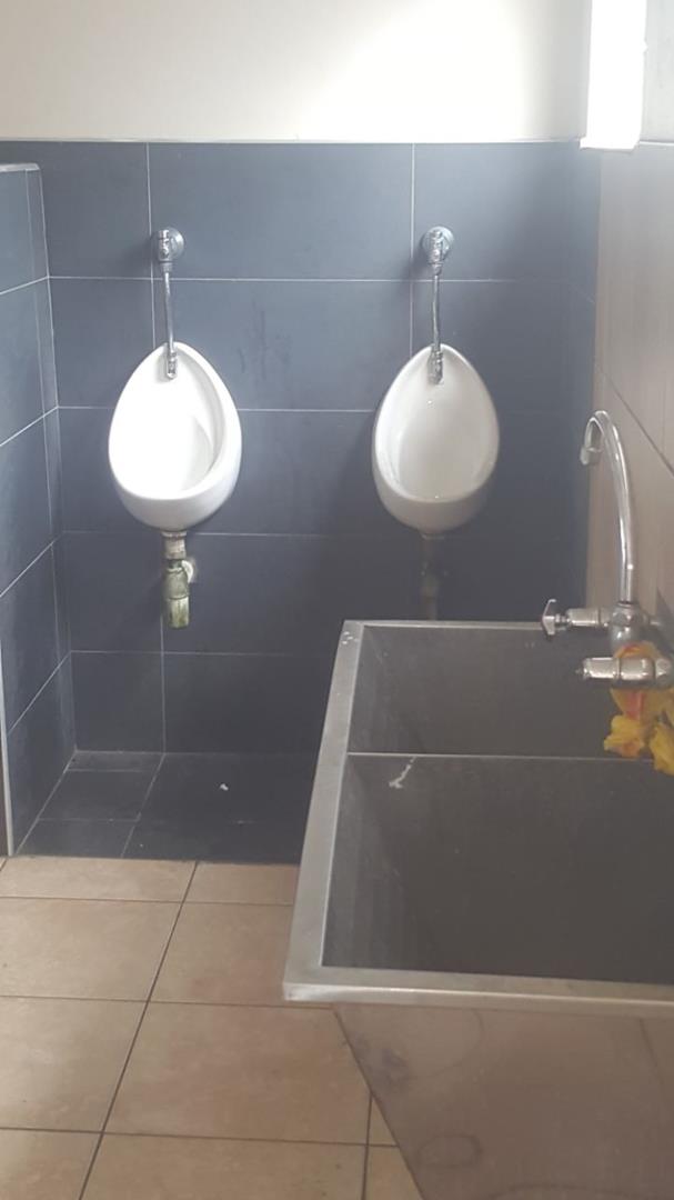 To Let Commercial Property for Rent in Alton KwaZulu-Natal