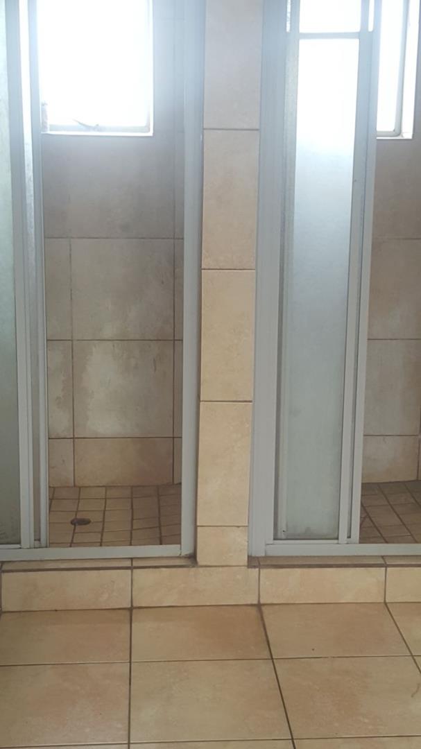 To Let Commercial Property for Rent in Alton KwaZulu-Natal