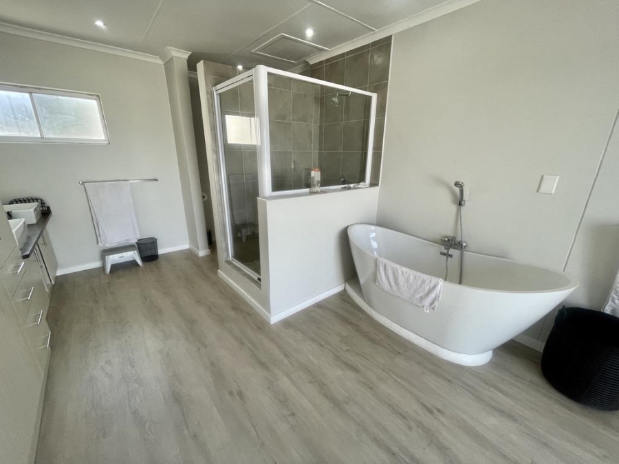 4 Bedroom Property for Sale in La Lucia KwaZulu-Natal