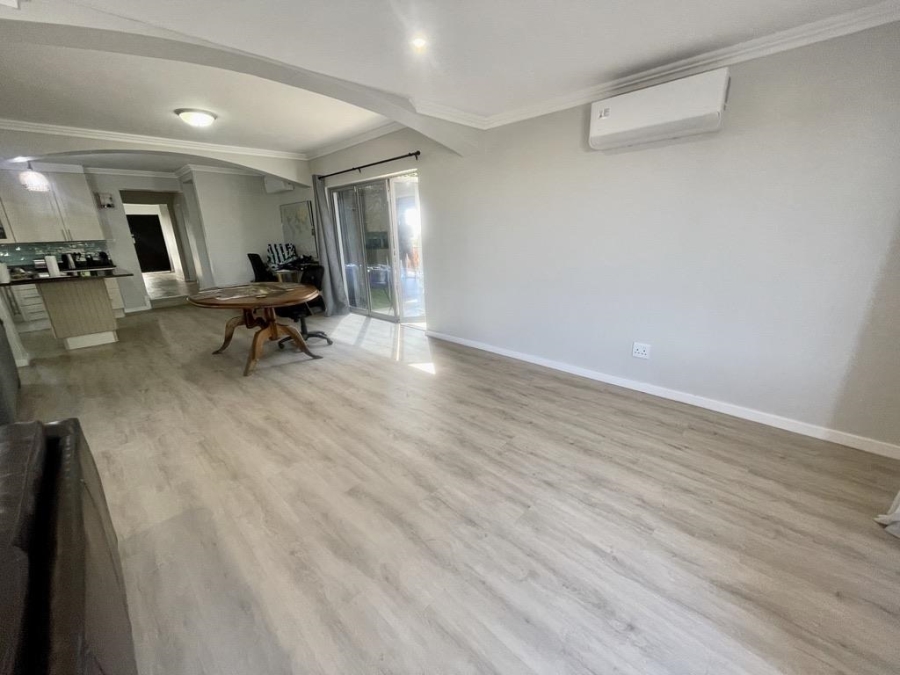 4 Bedroom Property for Sale in La Lucia KwaZulu-Natal