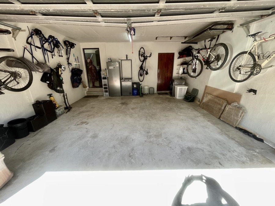 4 Bedroom Property for Sale in La Lucia KwaZulu-Natal