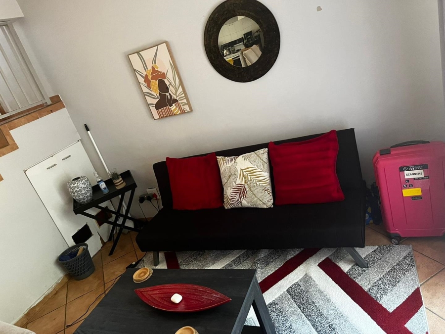 1 Bedroom Property for Sale in Meer En See KwaZulu-Natal