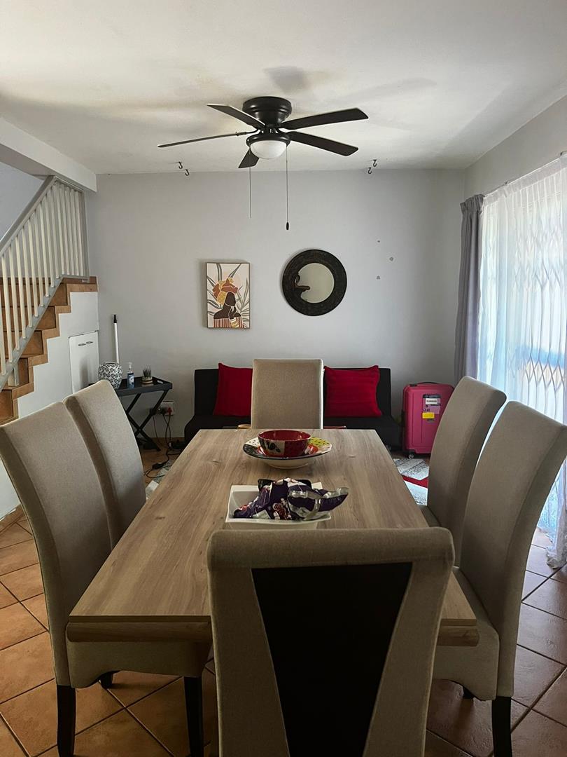 1 Bedroom Property for Sale in Meer En See KwaZulu-Natal