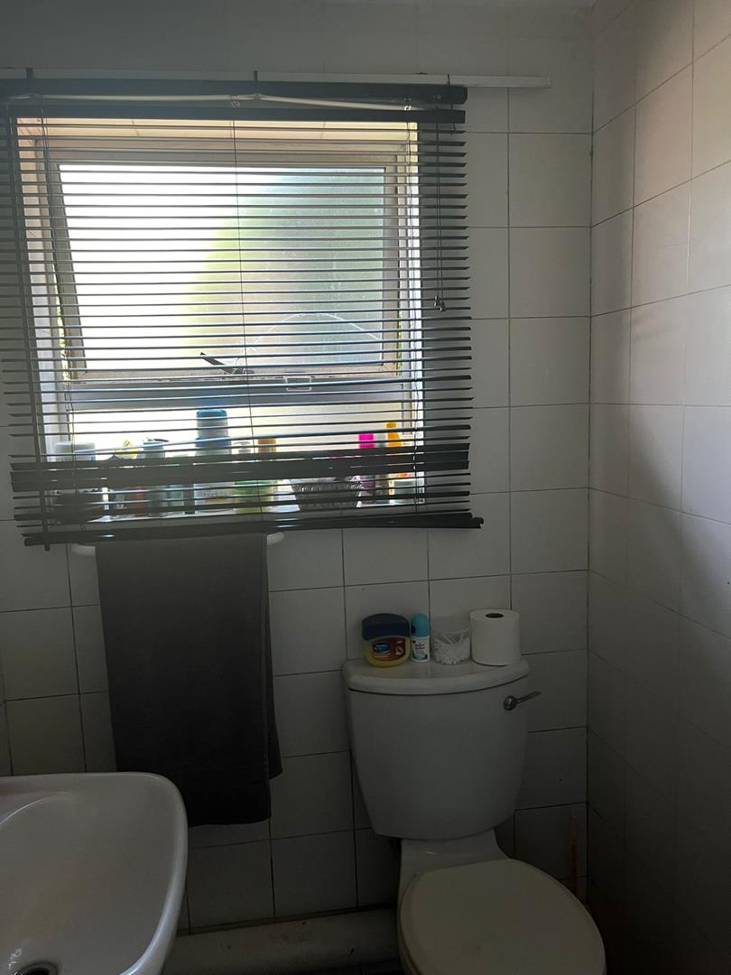 1 Bedroom Property for Sale in Meer En See KwaZulu-Natal