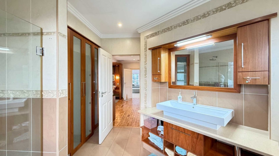 5 Bedroom Property for Sale in Westville KwaZulu-Natal