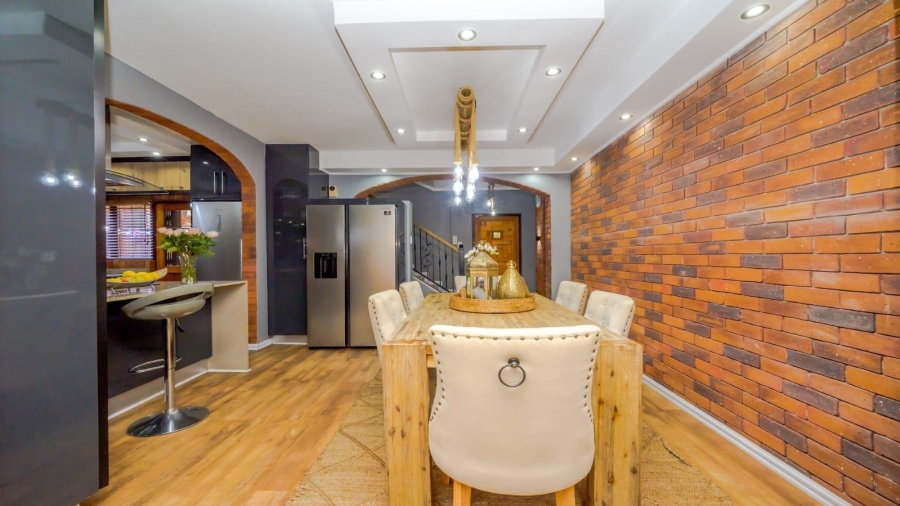 3 Bedroom Property for Sale in Morningside KwaZulu-Natal