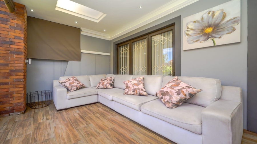 3 Bedroom Property for Sale in Morningside KwaZulu-Natal