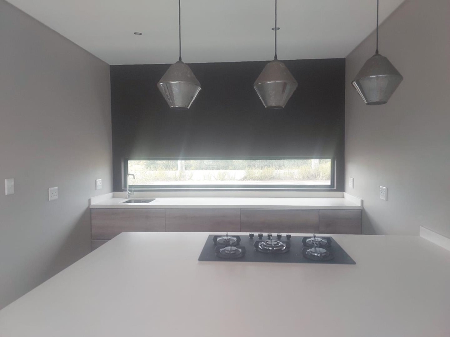 To Let 4 Bedroom Property for Rent in Palm Lakes Estate KwaZulu-Natal