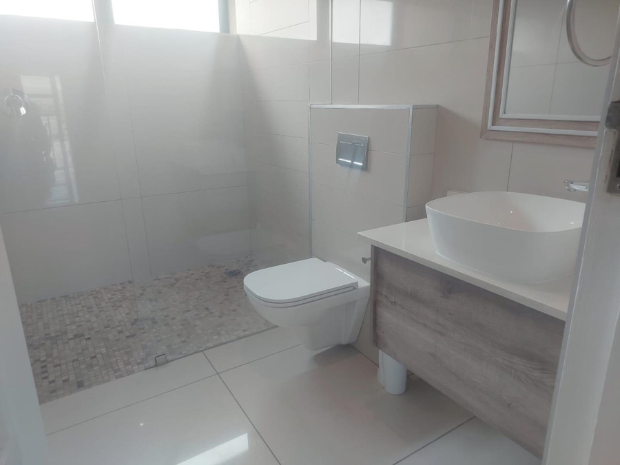 To Let 4 Bedroom Property for Rent in Palm Lakes Estate KwaZulu-Natal