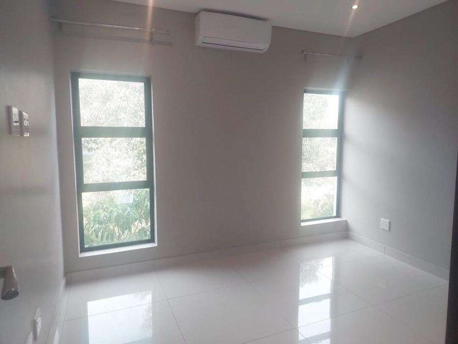 To Let 4 Bedroom Property for Rent in Palm Lakes Estate KwaZulu-Natal