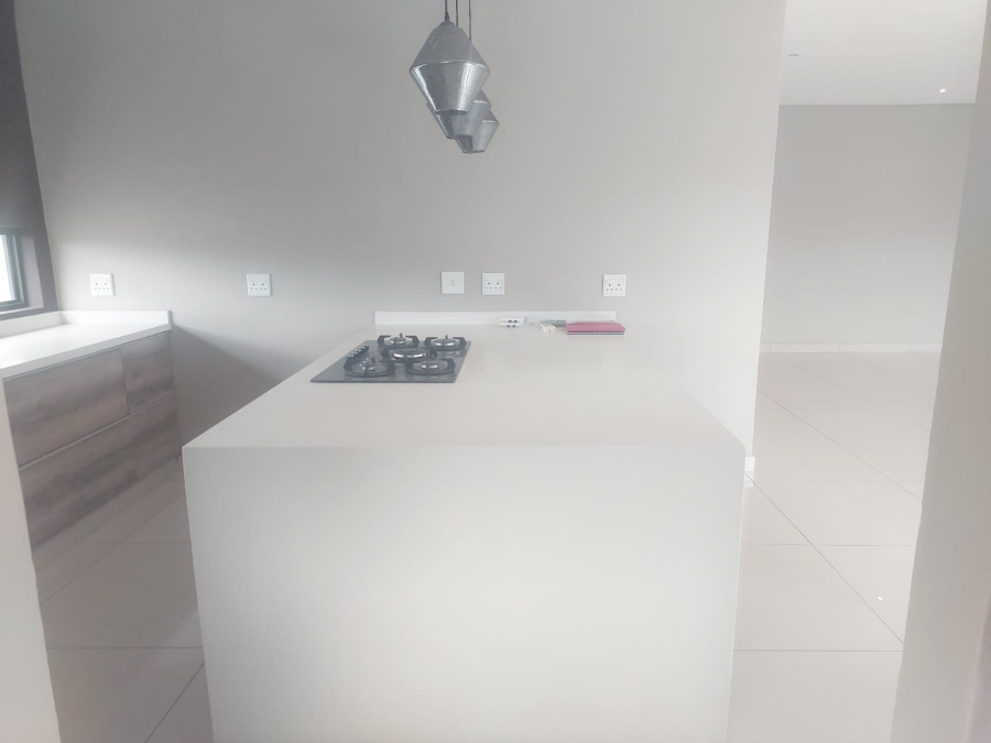 To Let 4 Bedroom Property for Rent in Palm Lakes Estate KwaZulu-Natal