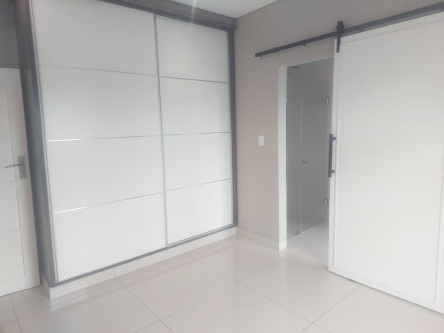 To Let 4 Bedroom Property for Rent in Palm Lakes Estate KwaZulu-Natal