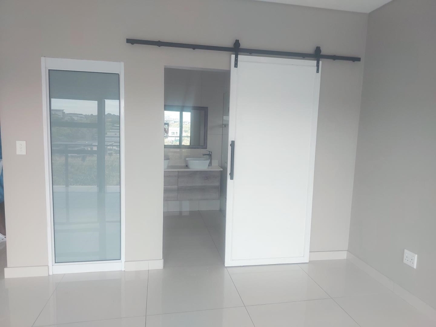 To Let 4 Bedroom Property for Rent in Palm Lakes Estate KwaZulu-Natal