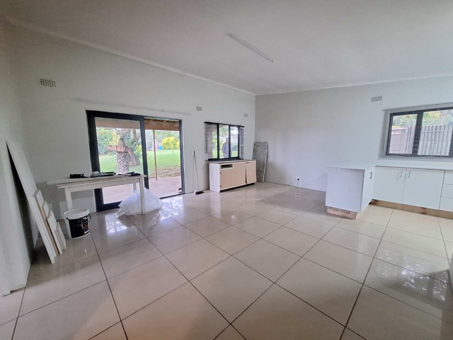 To Let 2 Bedroom Property for Rent in Belvedere KwaZulu-Natal