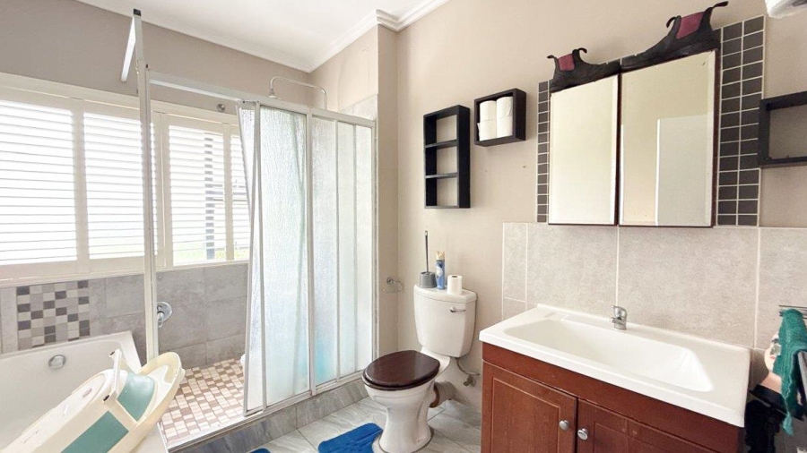 To Let 2 Bedroom Property for Rent in Palm Lakes Estate KwaZulu-Natal