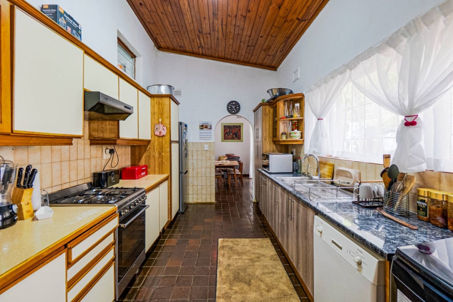 4 Bedroom Property for Sale in Amanzimtoti KwaZulu-Natal
